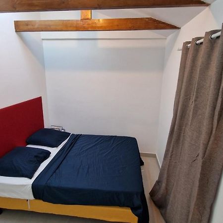 Le 23 Colombes (Hauts-de-Seine) Exterior foto